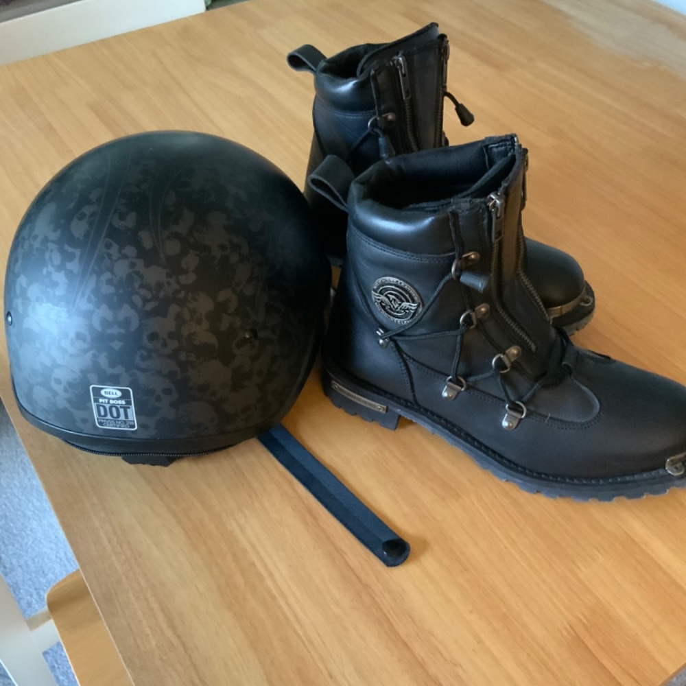 Woman’s Riding boots - Picture 7 of 12
